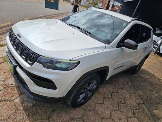 JEEP COMPASS 1.3 T270 TURBO FLEX LONGITUDE AT6